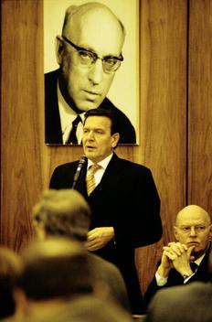 Struck, Peter; Schröder, Gerhard 
