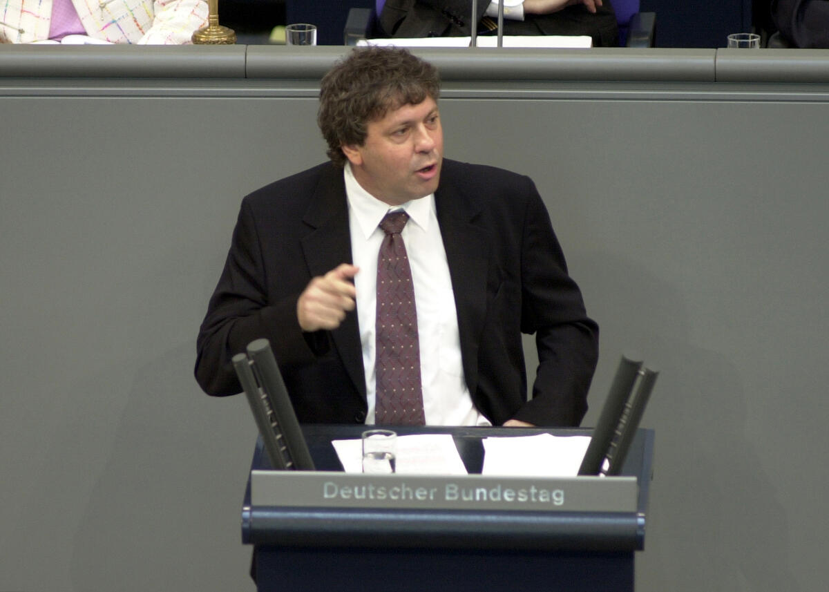 Schummer, Uwe Uwe Schummer, CDU/CSU, MdB, Rede im Deutschen Bundestag, 48. Bundestagssitzung, TOP 5.; Bundestagsabgeordneter, Abgeordneter, Rednerpult, Plenum