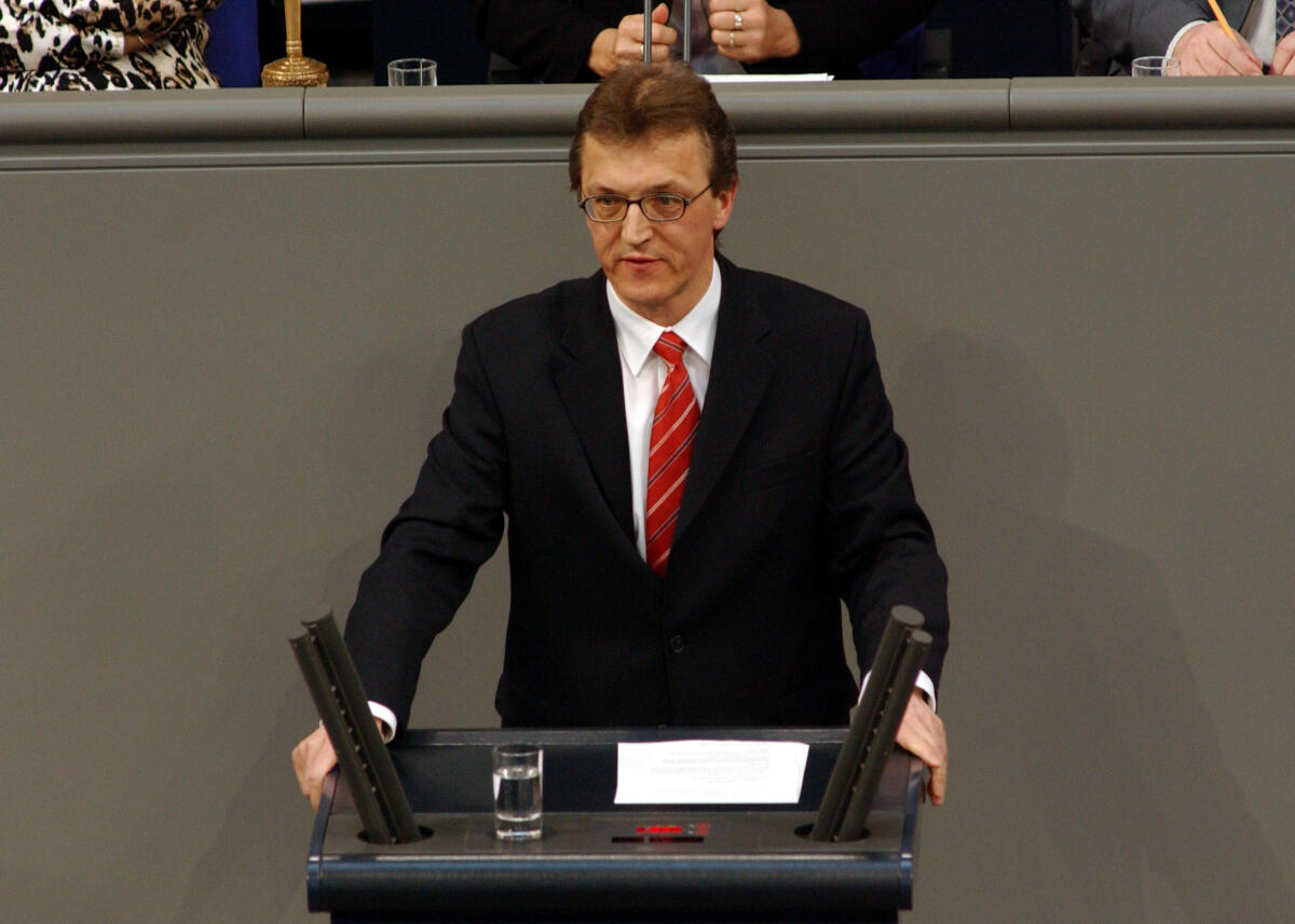 Schreck, Wilfried Wilfried Schreck, SPD, Deutscher Bundestag; Rede, MdB, Bundestagsabgeordneter, Plenum, Bundestagssitzung