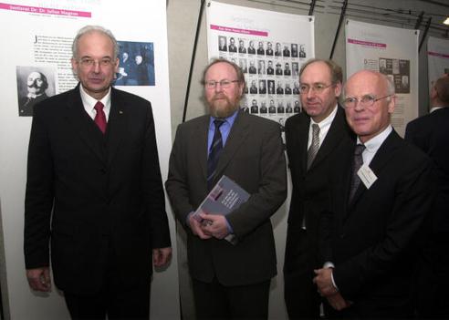 Thierse, Wolfgang; Kirchhof, Paul; Dombek, Bernhard; Schmidt, Andreas Paul-Löbe-Haus, Innenansicht