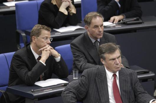 Gerhardt, Wolfgang; Westerwelle, Guido; Essen, Jörg van Reichstagsgebäude, Plenarsaal