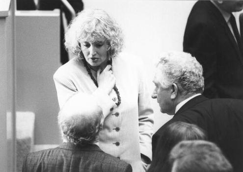 Schmidt, Renate; Blüm, Norbert; Becker, Helmuth Liegenschaften in Bonn, Plenargebäude
