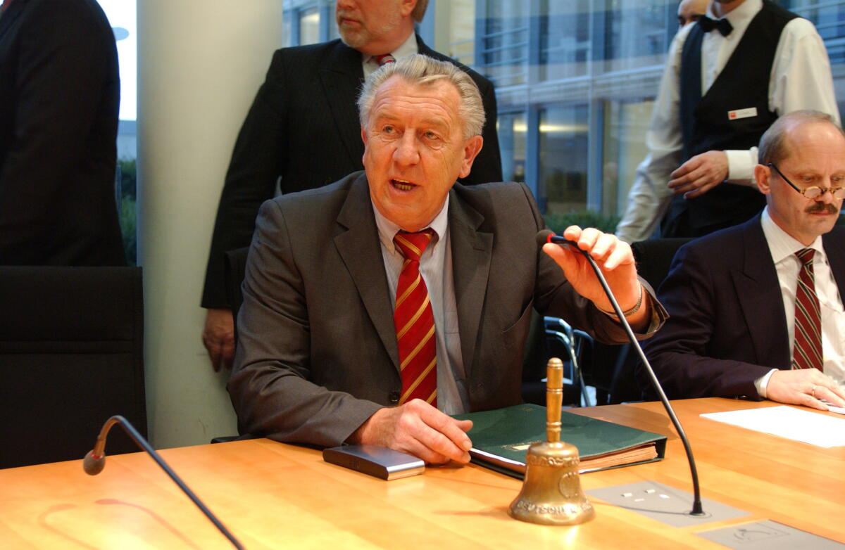 Der Vorsitzende des Sportausschusses Peter Rauen (CDU/CSU); Bundestagsabgeordneter, MdB Rauen, Peter Der Vorsitzende des Sportausschusses Peter Rauen (CDU/CSU); Bundestagsabgeordneter, MdB