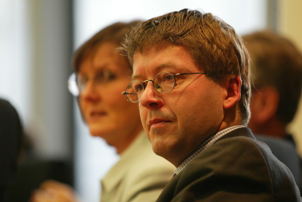 Der SPD-Abgeordnete Dr. Hans-Peter Bartels, stellv. verteidigungspolitischer Sprecher; Bundestagsabgeordneter MdB Bartels, Hans-Peter Der SPD-Abgeordnete Dr. Hans-Peter Bartels, stellv. verteidigungspolitischer Sprecher; Bundestagsabgeordneter MdB