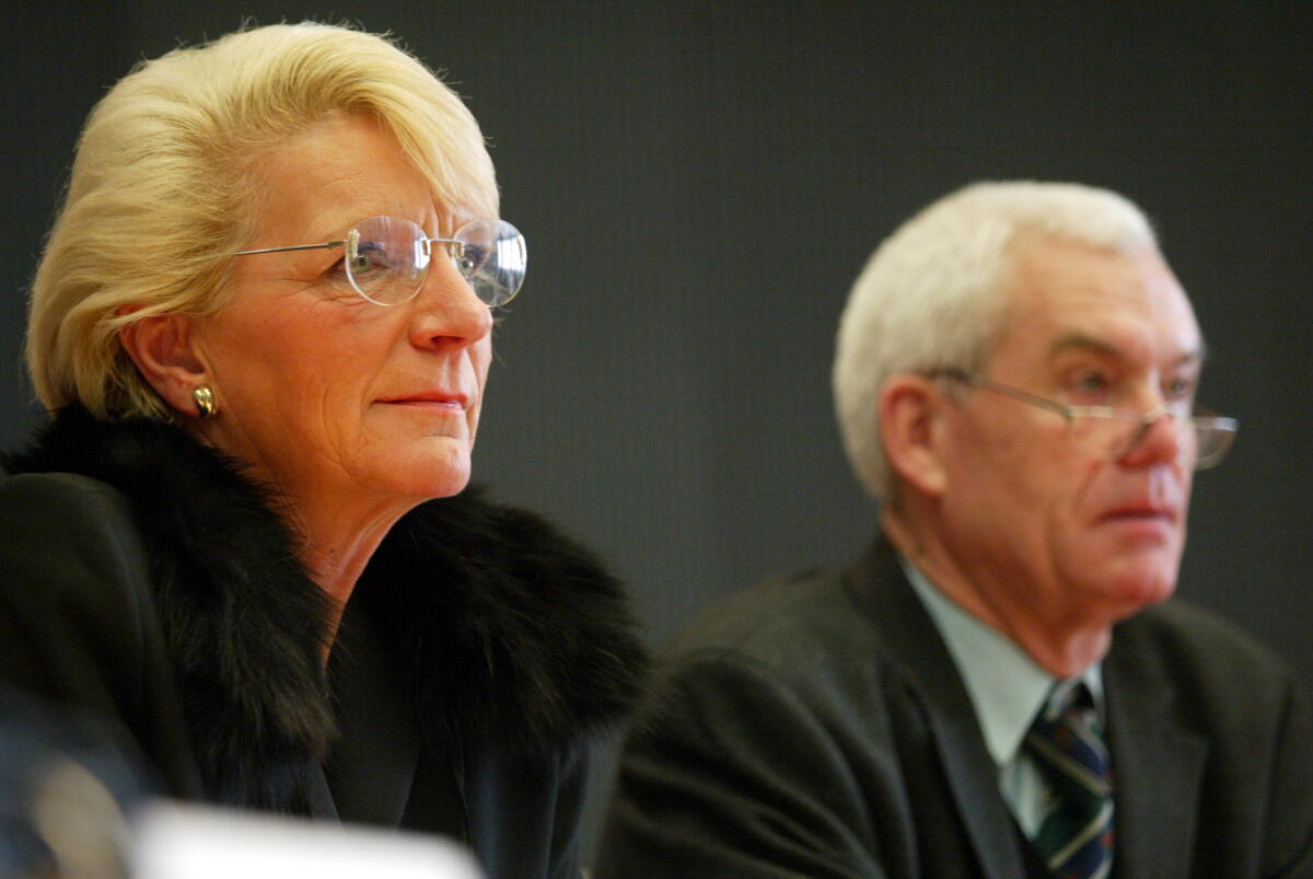 Die CDU/CSU-Abgeordneten Ursula Lietz und Hans Raidel, stellv. verteidigungspolitischer Sprecher; Bundestagsabgeordnete, MdB Lietz, Ursula; Raidel, Hans Die CDU/CSU-Abgeordneten Ursula Lietz und Hans Raidel, stellv. verteidigungspolitischer Sprecher; Bundestagsabgeordnete, MdB