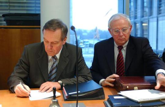 Rühe, Volker; Scharioth, Klaus Paul-Löbe-Haus, Sitzungssaal