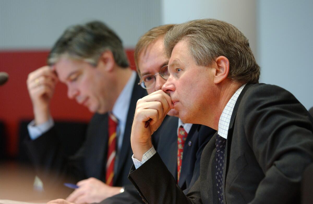 Die FDP-AbgeordnetenHarald Leibrecht, Dr. Werner Hoyer und Dr. Rainer Stinner; Bundestagsabgeordnete, MdB Leibrecht, Harald; Hoyer, Werner; Stinner, Rainer Die FDP-AbgeordnetenHarald Leibrecht, Dr. Werner Hoyer und Dr. Rainer Stinner; Bundestagsabgeordnete, MdB