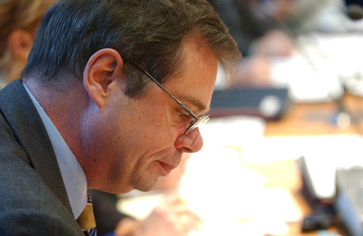 Der CDU/CSU-Abgeordnete Dr. Friedbert Pflüger; Bundestagsabgeordnete, MdB Pflüger, Friedbert Der CDU/CSU-Abgeordnete Dr. Friedbert Pflüger; Bundestagsabgeordnete, MdB