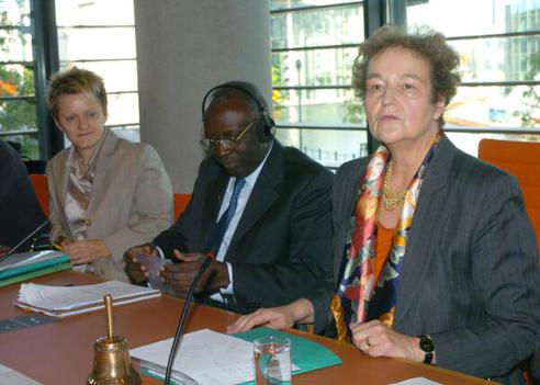 Däubler-Gmelin, Herta; Künast, Renate Jakob-Kaiser-Haus, Innenansicht