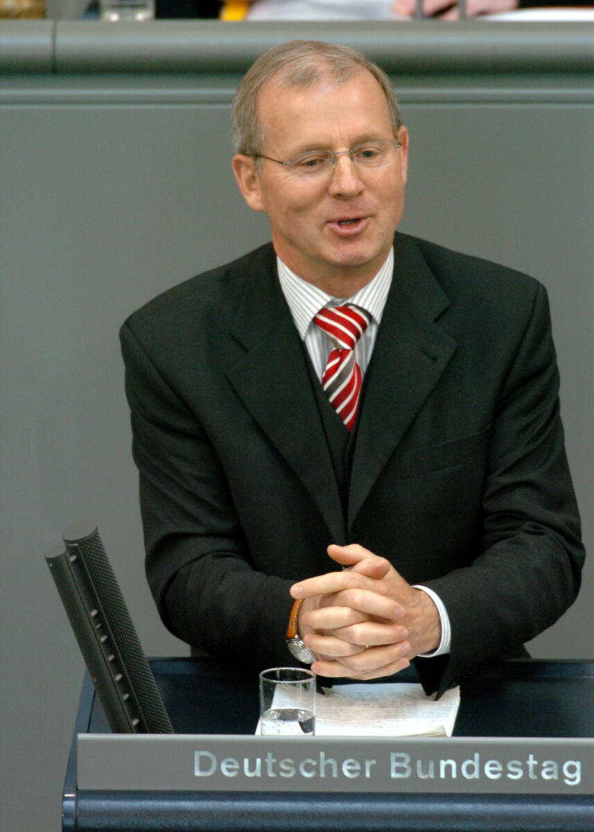 Austermann, Dietrich Dietrich Austermann, CDU/CSU, MdB, Rede im Deutschen Bundestag.; Plenum, Rednerpult, 172. Sitzung, TOP 3, Thema: Wachstum und Beschäftigung
