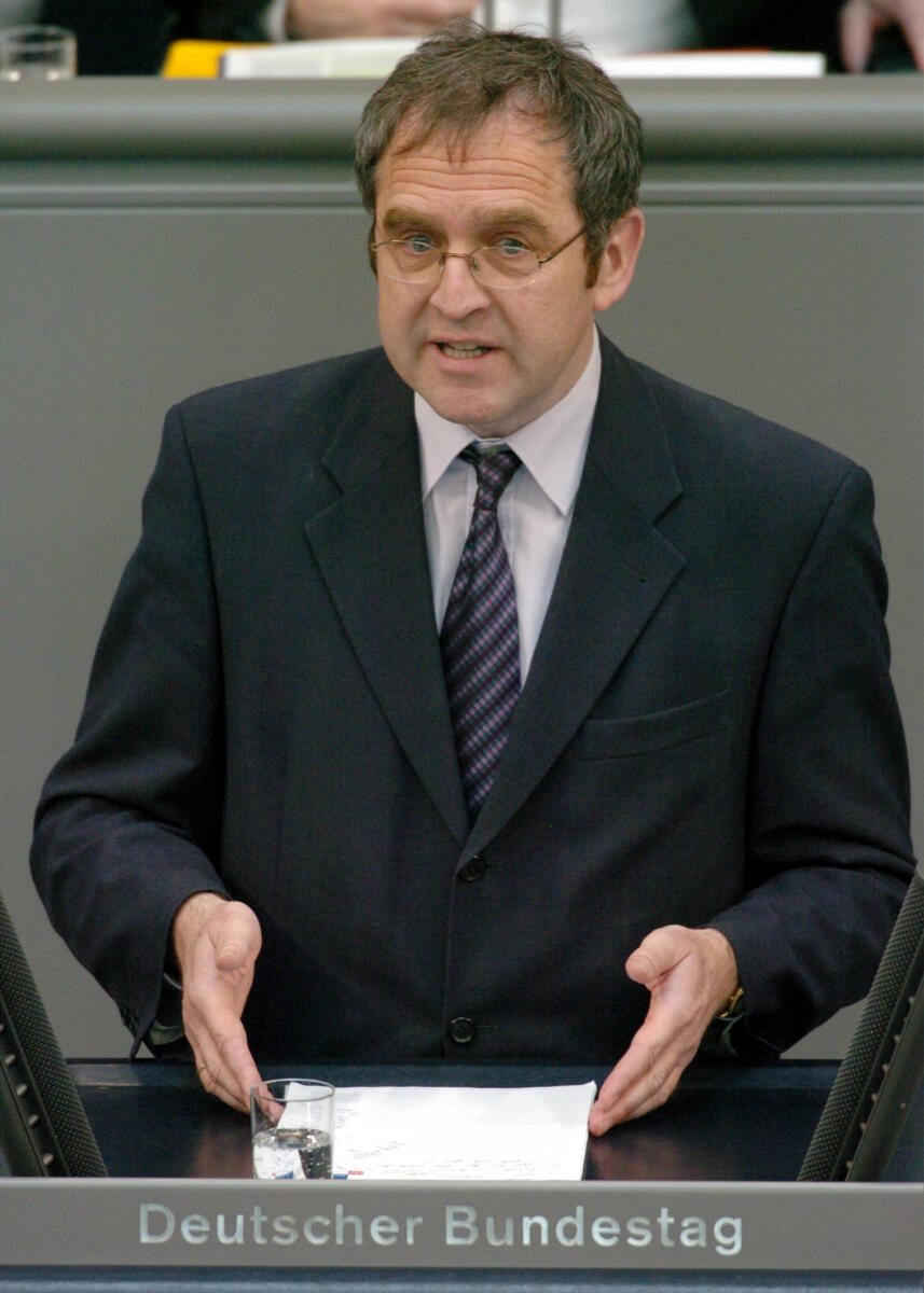 Dr. Reinhard Loske, Bündnis 90/Die Grünen, MdB, Rede im Deutschen Bundestag.; Plenum, Rednerpult, 172. Sitzung, TOP 3, Thema: Wachstum und Beschäftigung Loske, Reinhard Dr. Reinhard Loske, Bündnis 90/Die Grünen, MdB, Rede im Deutschen Bundestag.; Plenum, Rednerpult, 172. Sitzung, TOP 3, Thema: Wachstum und Beschäftigung