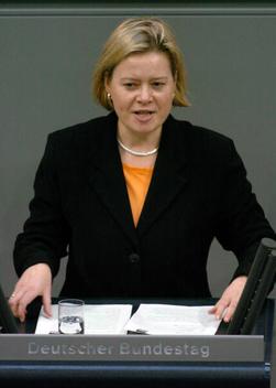 Lötzsch, Gesine Reichstagsgebäude, Plenarsaal