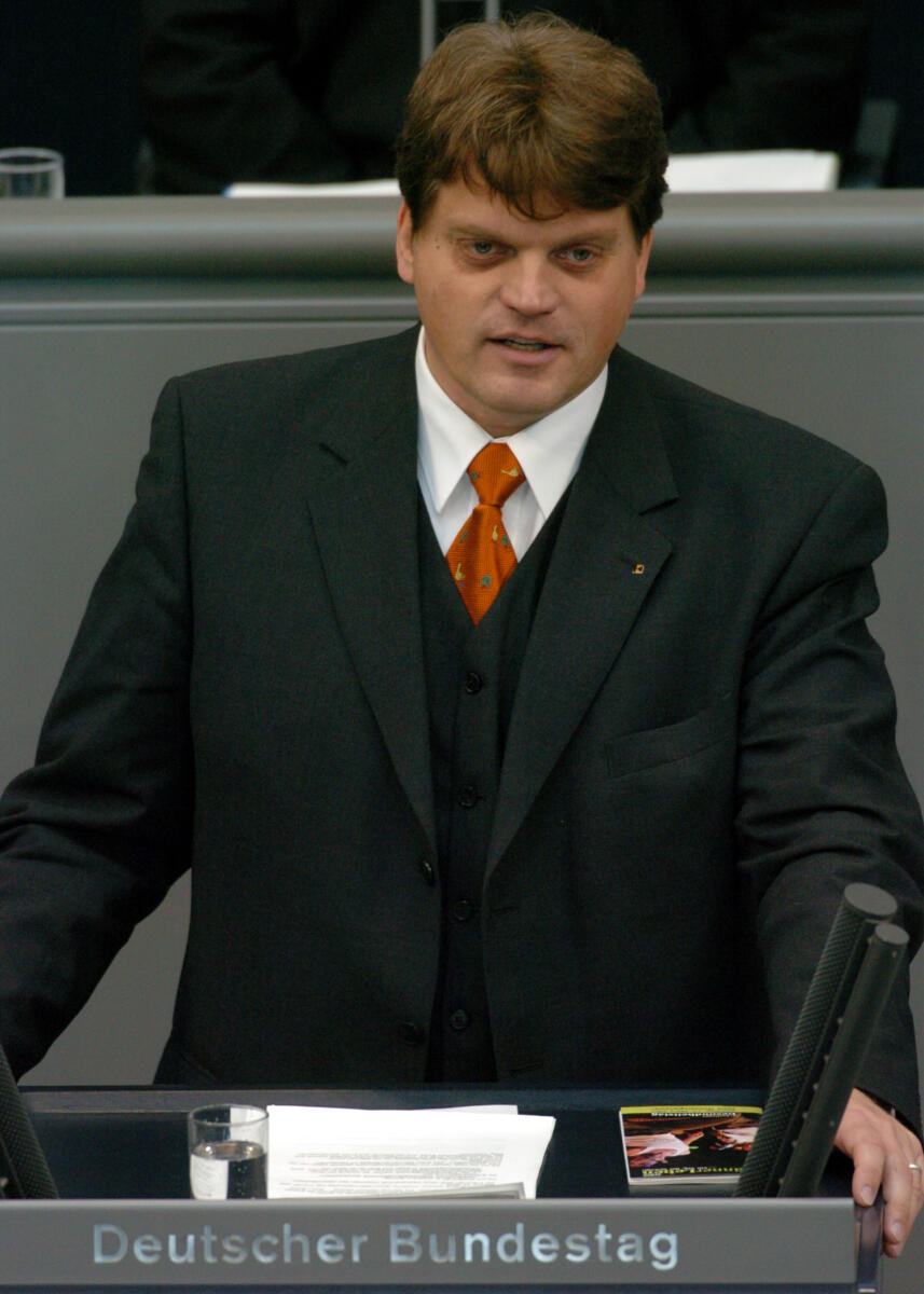 Grübel, Markus Markus Grübel, CDU/CSU, MdB, Rede im Deutschen Bundestag.; Plenum, Rednerpult, 163. Sitzung, TOP 2, Thema: Geschlechtergerechtigkeit