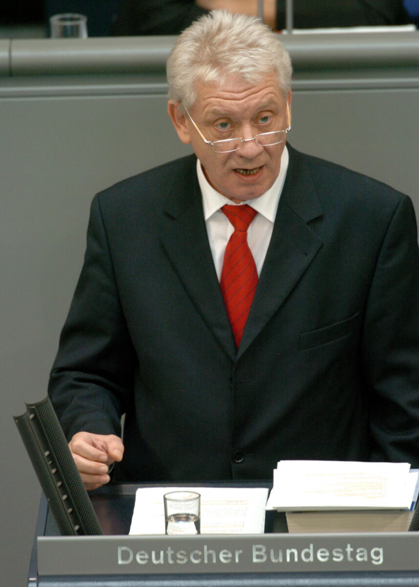 Jürgen Koppelin, FDP, MdB, Rede im Deutschen Bundestag.; Plenum, Rednerpult, 178. Sitzung, TOP 4, Thema: Haushaltslage Koppelin, Jürgen Jürgen Koppelin, FDP, MdB, Rede im Deutschen Bundestag.; Plenum, Rednerpult, 178. Sitzung, TOP 4, Thema: Haushaltslage