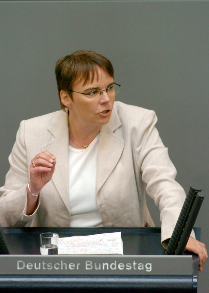 Hajduk, Anja Anja Hajduk, Bündnis 90/Die Grünen, MdB, Rede im Deutschen Bundestag.; Plenum, Rednerpult, 178. Sitzung, TOP 4, Thema: Haushaltslage