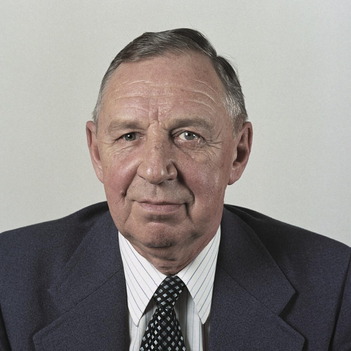 Dr. Helmut Artzinger, CDU/CSU, MdB.; Bundestagsabgeordneter, Abgeordneter Artzinger, Helmut Dr. Helmut Artzinger, CDU/CSU, MdB.; Bundestagsabgeordneter, Abgeordneter