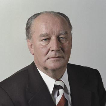 Maucher, Eugen 