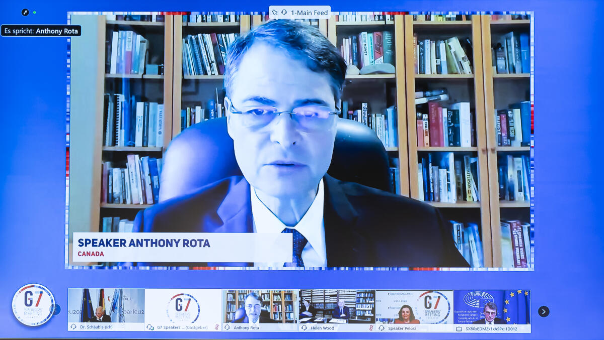 Anthony Rota, Sprecher des Unterhauses des kanadischen Parlaments, bei einer Videokonferenz der G7 Parlamentspräsidenten Rota, Anthony Anthony Rota, Sprecher des Unterhauses des kanadischen Parlaments, bei einer Videokonferenz der G7 Parlamentspräsidenten
