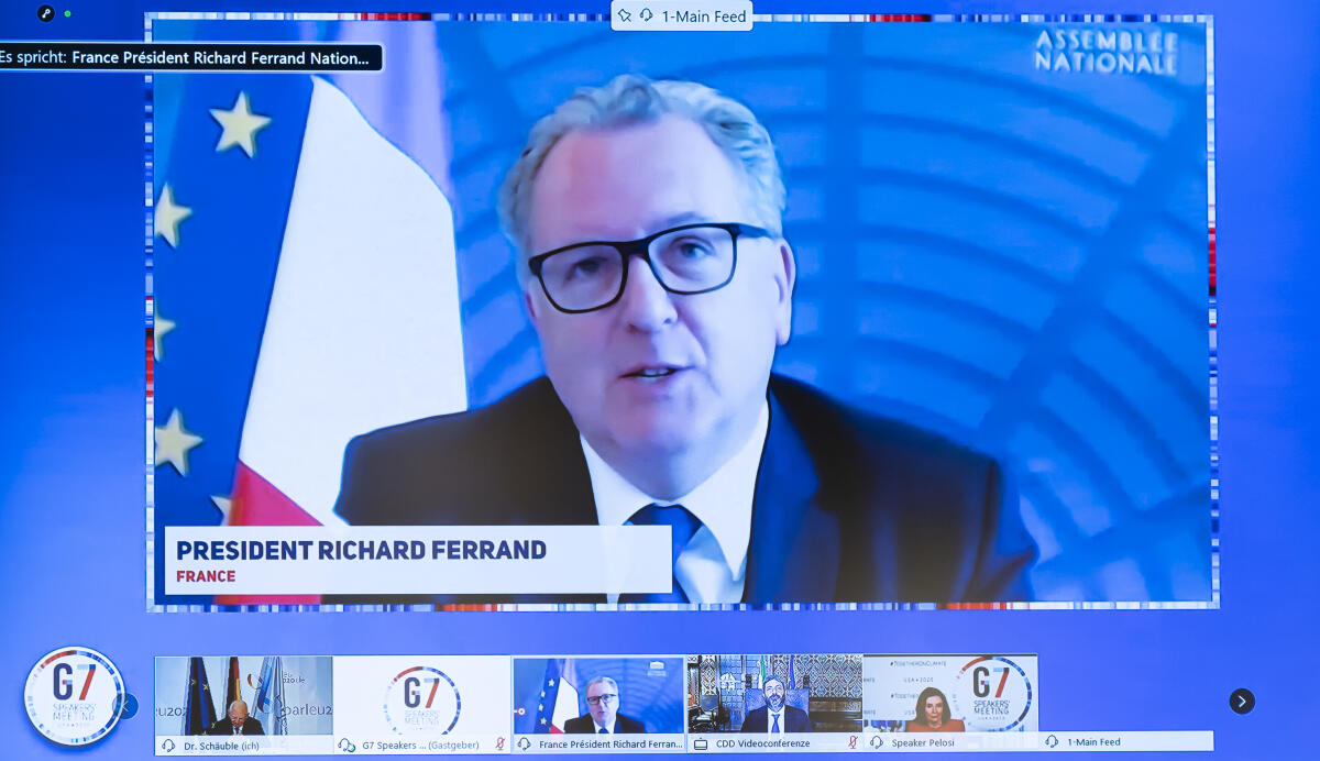 Richard Ferrand, Präsident der französischen Nationalversammlung, bei einer Videokonferenz der G7 Parlamentspräsidenten Ferrand, Richard Richard Ferrand, Präsident der französischen Nationalversammlung, bei einer Videokonferenz der G7 Parlamentspräsidenten
