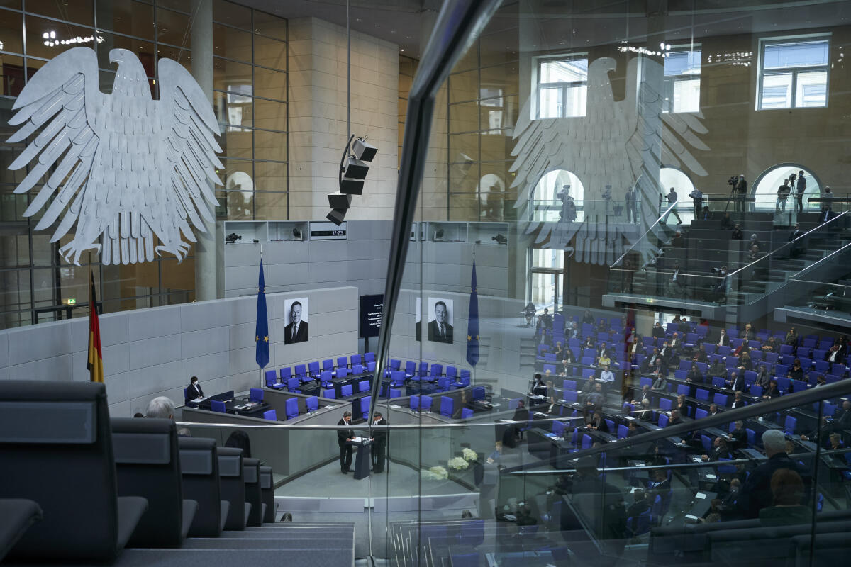 Trauerfeier für den verstorbenen Vizepräsidenten des Bundestages Thomas Oppermann. Trauerfeier für den verstorbenen Vizepräsidenten des Bundestages Thomas Oppermann.