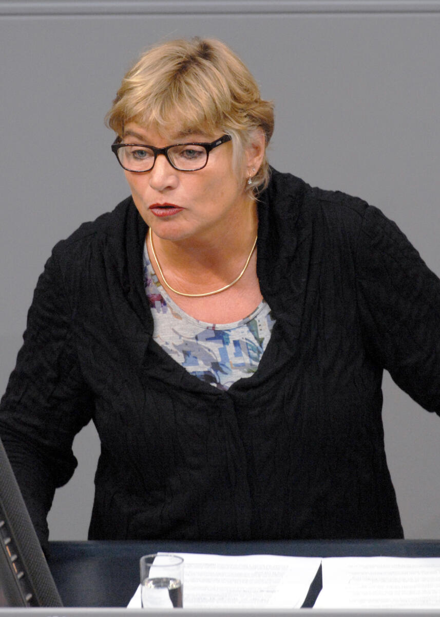 Wagner, Daniela Daniela Wagner, Bündnis 90/Die Grünen, Bundestagsabgeordnete, Abgeordnete, Mitglied des Deutschen Bundestages, MdB, Rede, Deutscher Bundestag, 195. Sitzung, TOP 3, Thema: Mietrecht, Redner 5.; Rednerpult.