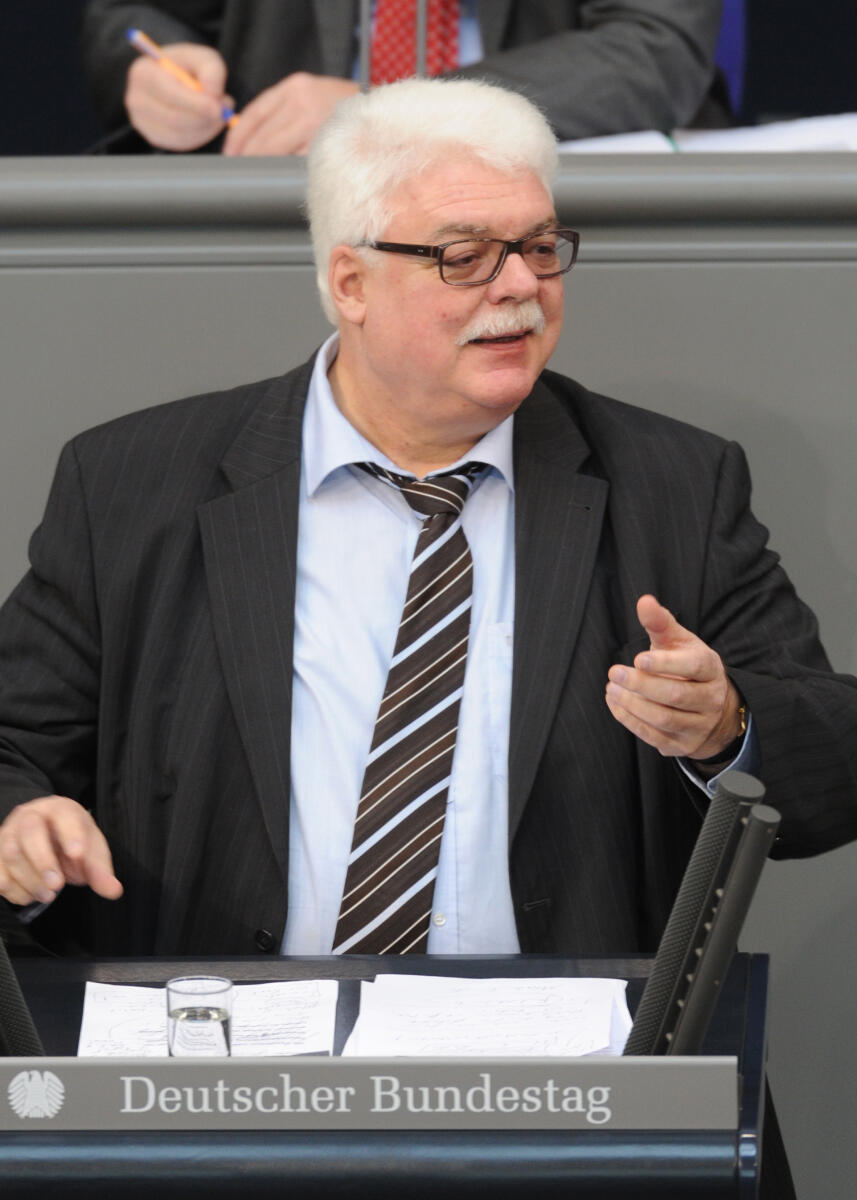 Heinz Lanfermann, FDP, Bundestagsabgeordneter, Abgeordneter, Mitglied des Deutschen Bundestages, MdB, Rede, Deutscher Bundestag, 201. Sitzung, ZP 3, Thema: Praxisgebühr, Redner 4.; Rednerpult. Lanfermann, Heinz Heinz Lanfermann, FDP, Bundestagsabgeordneter, Abgeordneter, Mitglied des Deutschen Bundestages, MdB, Rede, Deutscher Bundestag, 201. Sitzung, ZP 3, Thema: Praxisgebühr, Redner 4.; Rednerpult.