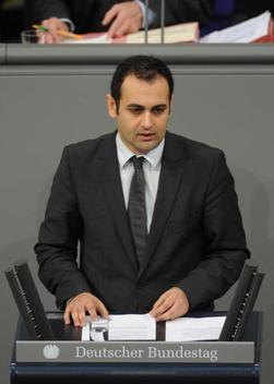 Djir-Sarai, Bijan Reichstagsgebäude, Plenarsaal