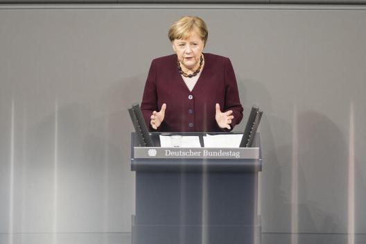 Merkel, Angela Reichstagsgebäude, Plenarsaal