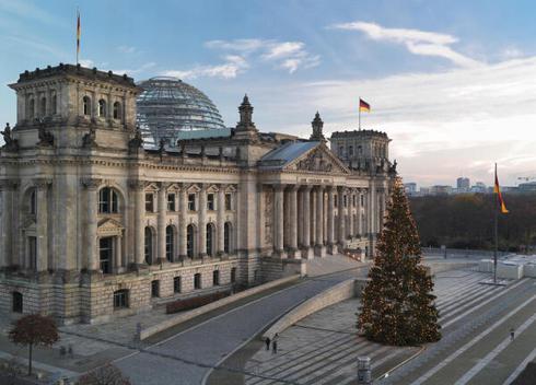  Reichstagsgebäude, Außenansicht