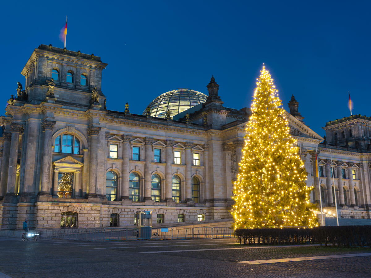 Deutscher Bundestag Bilddatenbank Reichstagsgebäude, Außenansicht