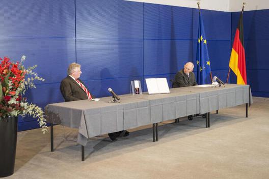 Schäuble, Wolfgang; Burkert, Martin 
