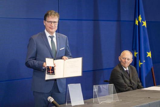 Schäuble, Wolfgang; Koeppen, Jens 