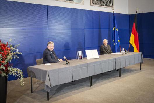 Schäuble, Wolfgang; Link, Michael Georg 