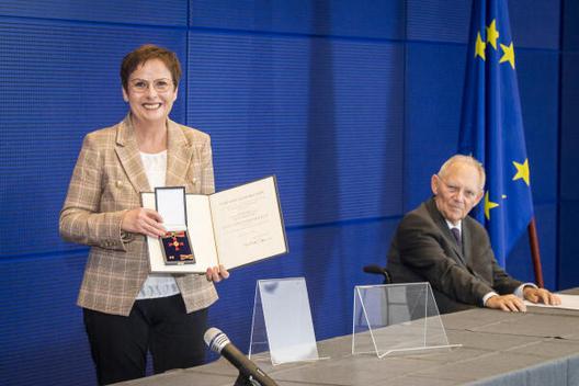 Schäuble, Wolfgang; Lips, Patricia 