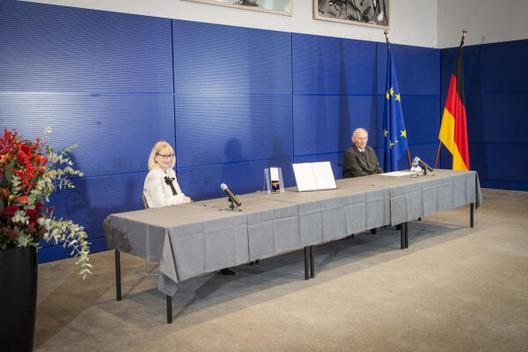 Schäuble, Wolfgang; Maag, Karin 