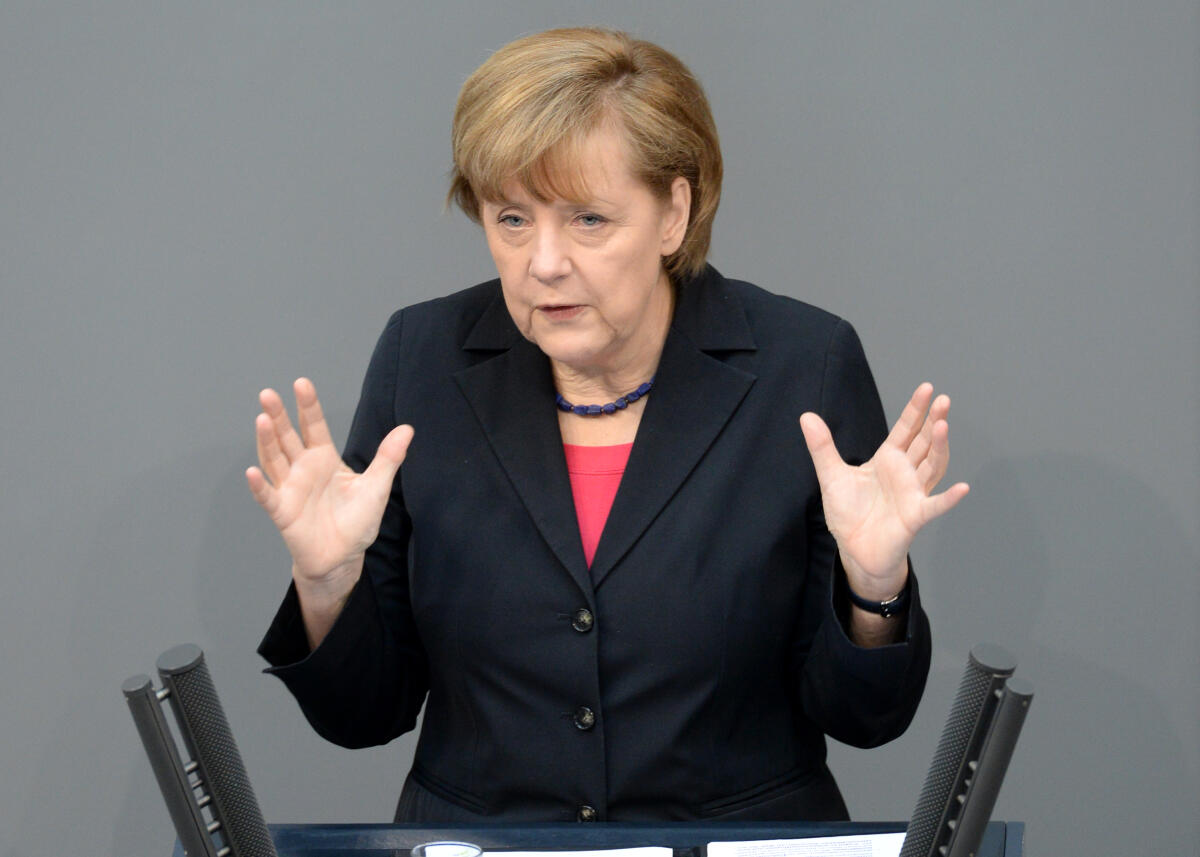 Merkel, Angela Dr. Angela Merkel, Bundeskanzlerin, CDU/CSU, Bundestagsabgeordnete, Abgeordnete, Mitglied des Deutschen Bundestages, MdB, Rede, Deutscher Bundestag, 29. Sitzung,Einzelplan 04 Bundeskanzlerin und Bundeskanzleramt. Rede zum Haushalt im Bundestag.