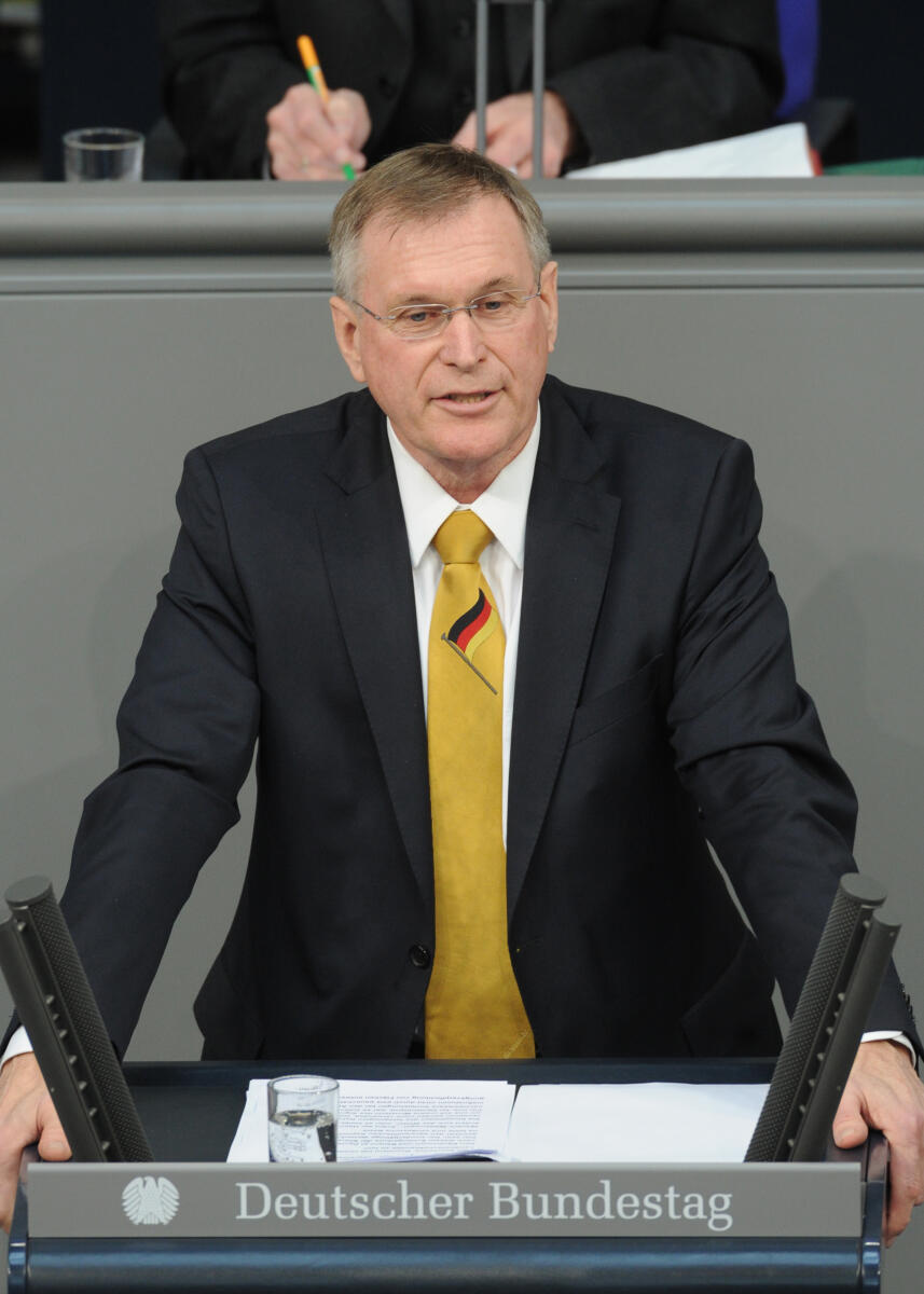 Singhammer, Johannes Johannes Singhammer, CDU/CSU, Bundestagsabgeordneter, Abgeordneter, Mitglied des Deutschen Bundestages, MdB, Rede, Deutscher Bundestag, 222. Sitzung, Top 5, Thema: Europäischer Rat, Redner 7.; Rednerpult.