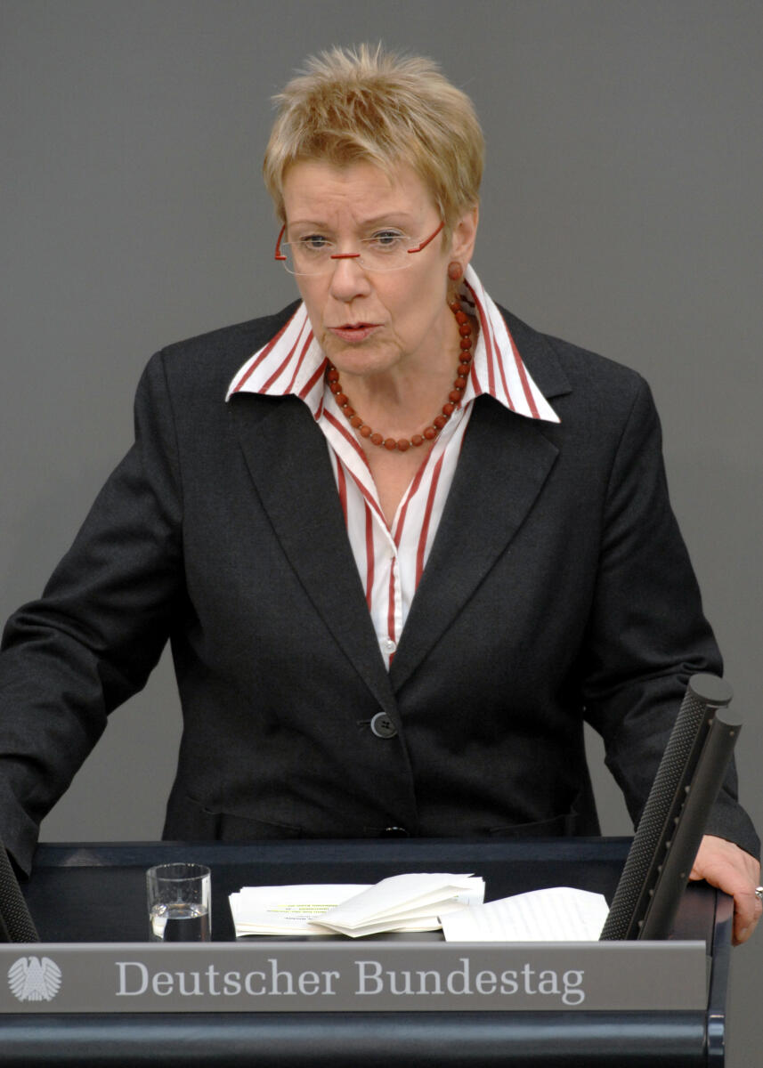 Petra Merkel, SPD, Bundestagsabgeordnete, Abgeordnete, Mitglied des Deutschen Bundestages, MdB, Rede, Deutscher Bundestag, 30. Sitzung, TOP I.9, Epl 04, Thema: Haushaltsgesetz 2010, Bundeskanzleramt, Redner 9.; Rednerpult. Merkel, Petra Petra Merkel, SPD, Bundestagsabgeordnete, Abgeordnete, Mitglied des Deutschen Bundestages, MdB, Rede, Deutscher Bundestag, 30. Sitzung, TOP I.9, Epl 04, Thema: Haushaltsgesetz 2010, Bundeskanzleramt, Redner 9.; Rednerpult.