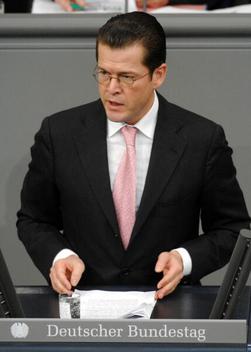 Guttenberg, Karl-Theodor Freiherr zu Reichstagsgebäude, Plenarsaal