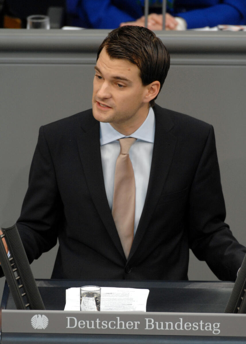 Vogel, Johannes Johannes Vogel, FDP, Bundestagsabgeordneter, Abgeordneter, Mitglied des Deutschen Bundestages, MdB, Rede, Deutscher Bundestag, 7. Sitzung, TOP 4, Thema: Altersteilzeitgesetz, Redner 4.; Rednerpult.