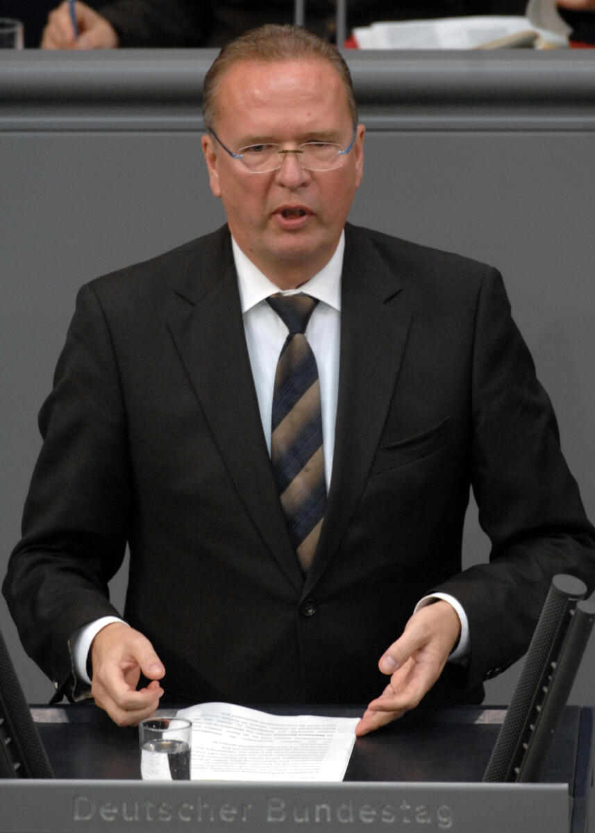 Wend, Rainer Dr. Rainer Wend, SPD, Bundestagsabgeordneter, Abgeordneter, Mitglied des Deutschen Bundestages, MdB, Rede, Deutscher Bundestag, 182. Sitzung, ZP 1, Thema: Finanzmarktstabilisierungsgesetz, Redner 12.; Rednerpult.