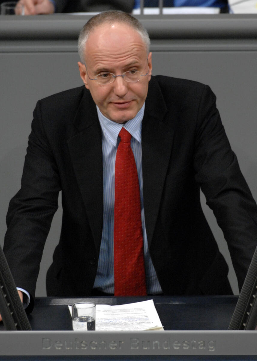 Reiche, Steffen Steffen Reiche, Bundestagsabgeordneter, Abgeordneter, Mitglied des Deutschen Bundestages, MdB, Rede, Deutscher Bundestag, 142. Sitzung, TOP 4, Thema: Stammzellgesetz, Redner 31.; Rednerpult.