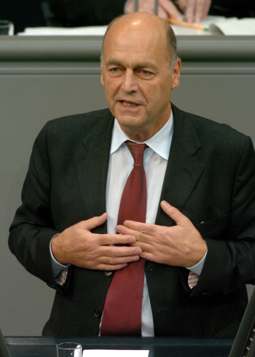 Laurenz Meyer, CDU/CSU, Bundestagsabgeordneter, Abgeordneter, Mitglied des Deutschen Bundestages, MdB, Rede, Deutscher Bundestag, 79. Sitzung, TOP 3, Thema: Jahreswirtschaftsbericht 2007, Redner 10.; Rednerpult. Meyer, Laurenz Laurenz Meyer, CDU/CSU, Bundestagsabgeordneter, Abgeordneter, Mitglied des Deutschen Bundestages, MdB, Rede, Deutscher Bundestag, 79. Sitzung, TOP 3, Thema: Jahreswirtschaftsbericht 2007, Redner 10.; Rednerpult.