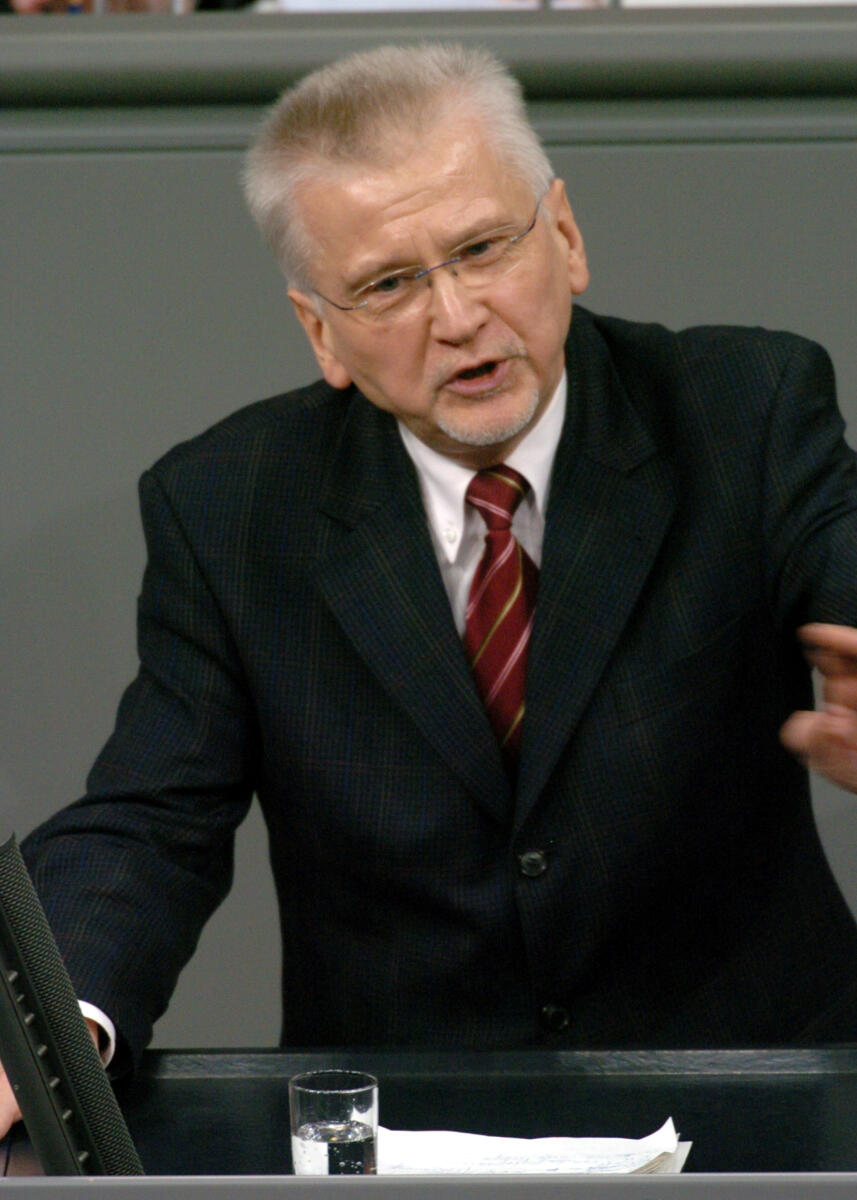 Grasedieck, Dieter Dieter Grasedieck, SPD, Bundestagsabgeordneter, Abgeordneter, Mitglied des Deutschen Bundestages, MdB, Rede, Deutscher Bundestag, 76. Sitzung, TOP 4, ZP 2, Thema: Forschungsrahmenprogramm der EU, Redner 10.; Rednerpult.