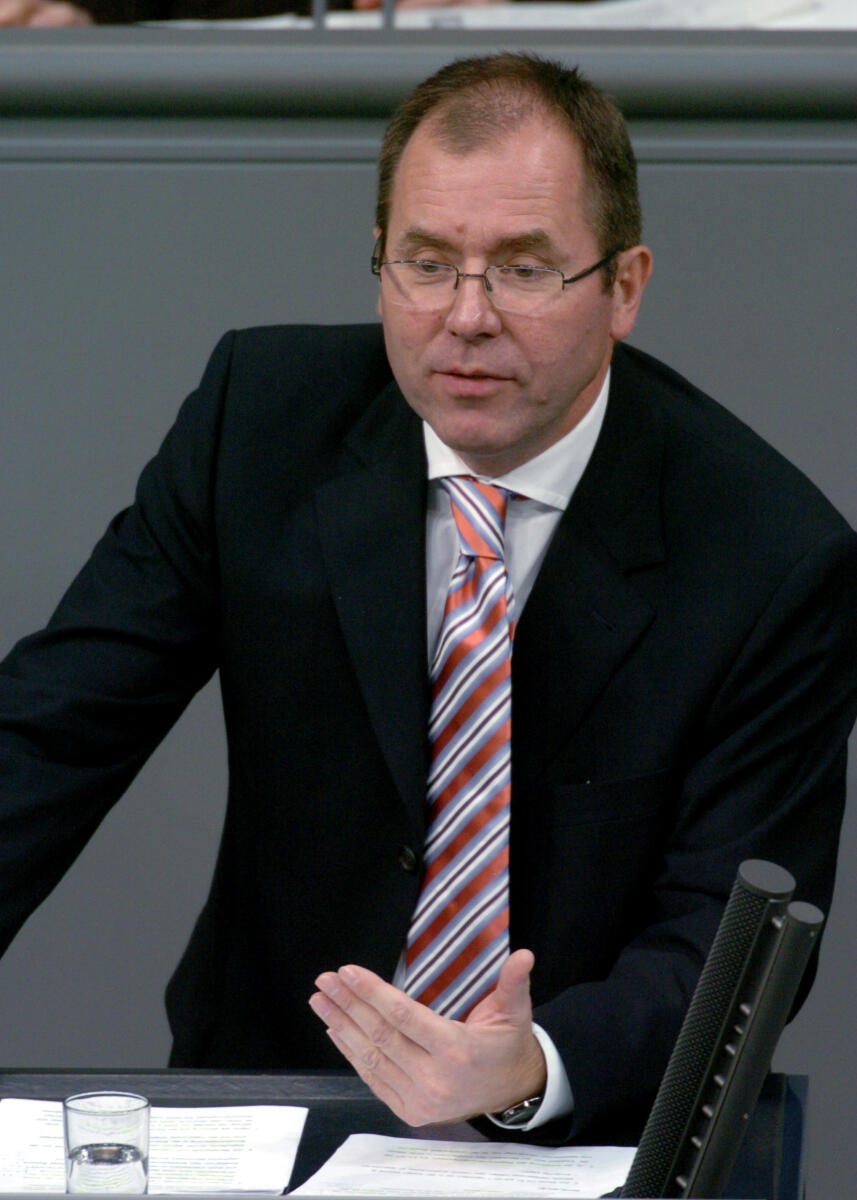 Kolb, Heinrich Leonhard Dr. Heinrich Leonhard Kolb, FDP, Bundestagsabgeordneter, Abgeordneter, Mitglied des Deutschen Bundestages, MdB, Rede, Deutscher Bundestag, 73. Sitzung, TOP 5, Thema: Renten- und Beschäftigungspolitik, Redner 2.; Rednerpult.