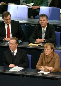 Müller, Gerd; Jung, Franz Josef; Müntefering, Franz; Merkel, Angela Reichstagsgebäude, Plenarsaal