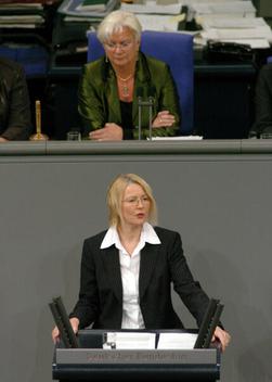 Hiller-Ohm, Gabriele; Hasselfeldt, Gerda Reichstagsgebäude, Plenarsaal
