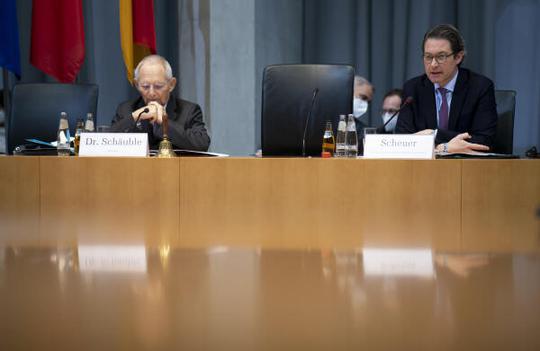 Schäuble, Wolfgang; Scheuer, Andreas Marie-Elisabeth-Lüders-Haus, Anhörungssaal