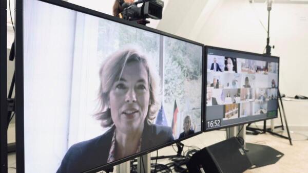 Klöckner, Julia Bundesrat, Leipziger Str. 3-4