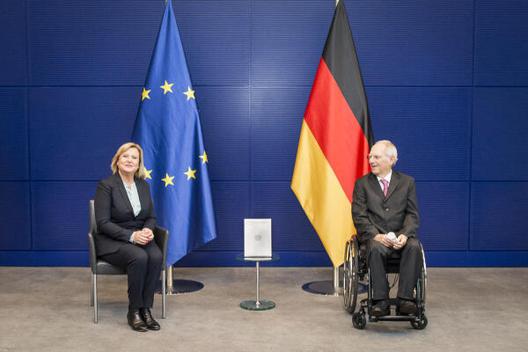 Schäuble, Wolfgang; Högl, Eva Reichstagsgebäude